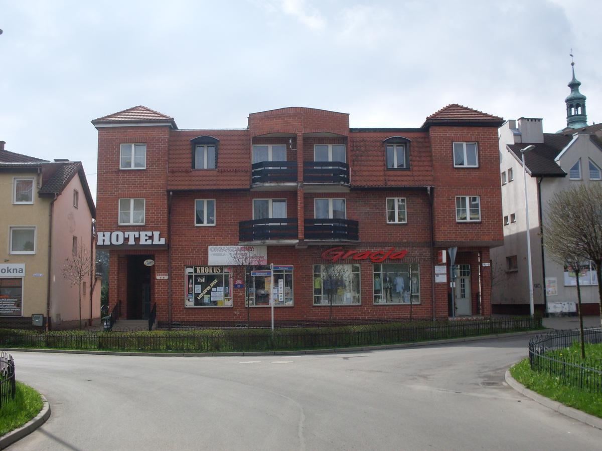 Hotel Krokus คาเมียนนา กูรา ภายนอก รูปภาพ
